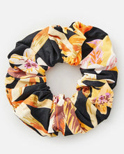 Load image into Gallery viewer, Rip Curl Sunday Swell Scrunchie
