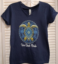 Load image into Gallery viewer, Sherry Decorative Turtle Circle Ladies SST
