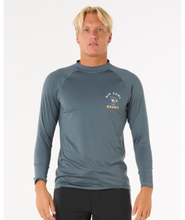Load image into Gallery viewer, Rip Curl Men&#39;s UPF 50 Rashguard
