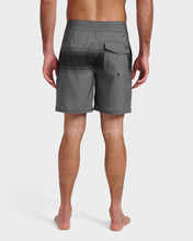 Load image into Gallery viewer, Quiksilver Surfsilk Street Mens Boardshorts 18
