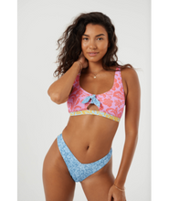 Load image into Gallery viewer, Roxy Women&#39;s Tapestry Patchwork Coordinate
