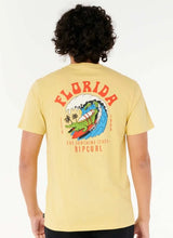 Load image into Gallery viewer, Rip Curl Desti Animals Mens SST
